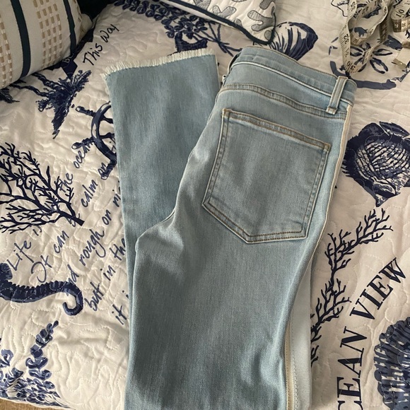 Veronica Beard Carly  11” High rise - Picture 15 of 16